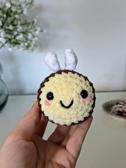 Pastel Bee Plush - Super Soft Cute Crochet Amigurumi - Cuddly Toy Stuffed Animal