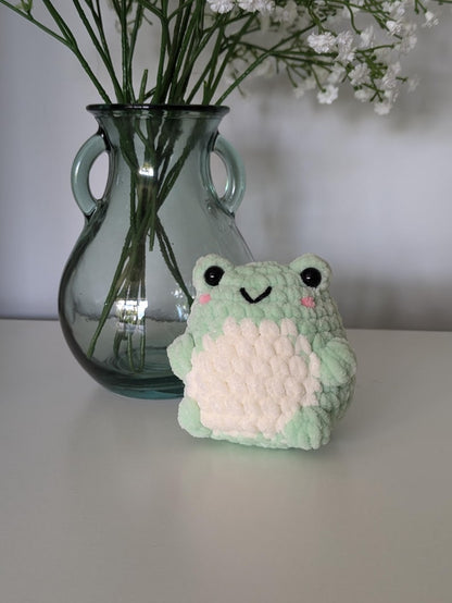 Chubby Pastel Green Frog Plush - Super Soft Cute Crochet Amigurumi - Cuddly Toy Stuffed Animal