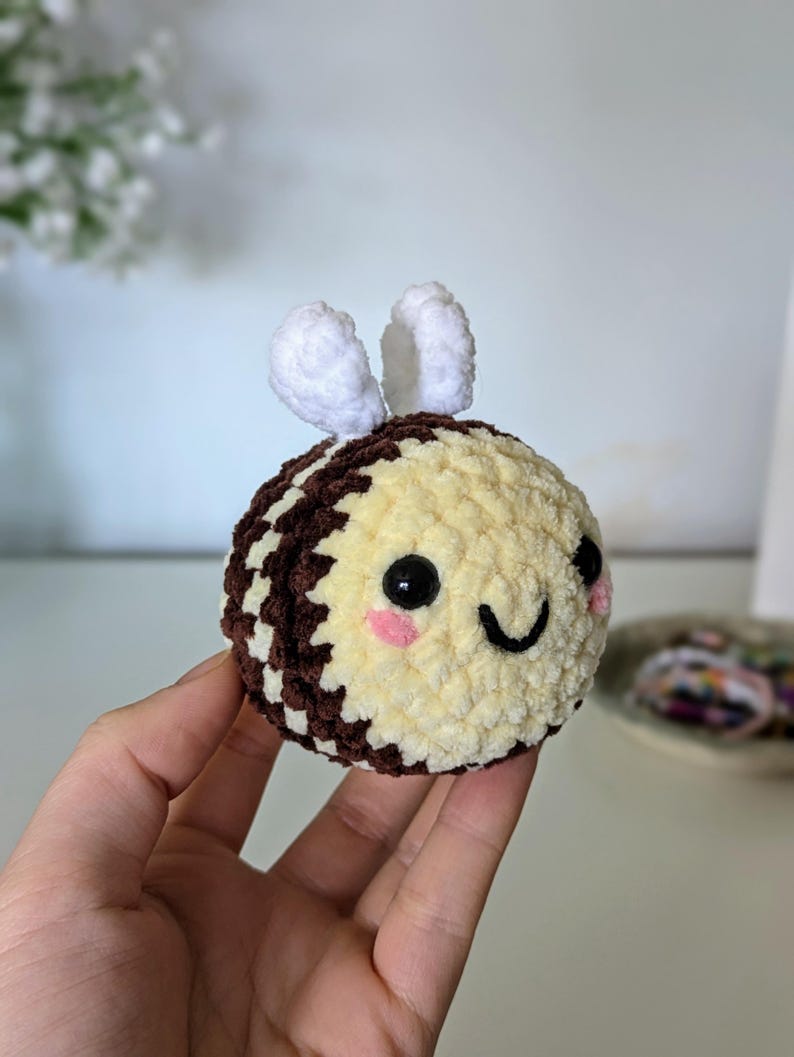 Pastel Bee Plush - Super Soft Cute Crochet Amigurumi - Cuddly Toy Stuffed Animal