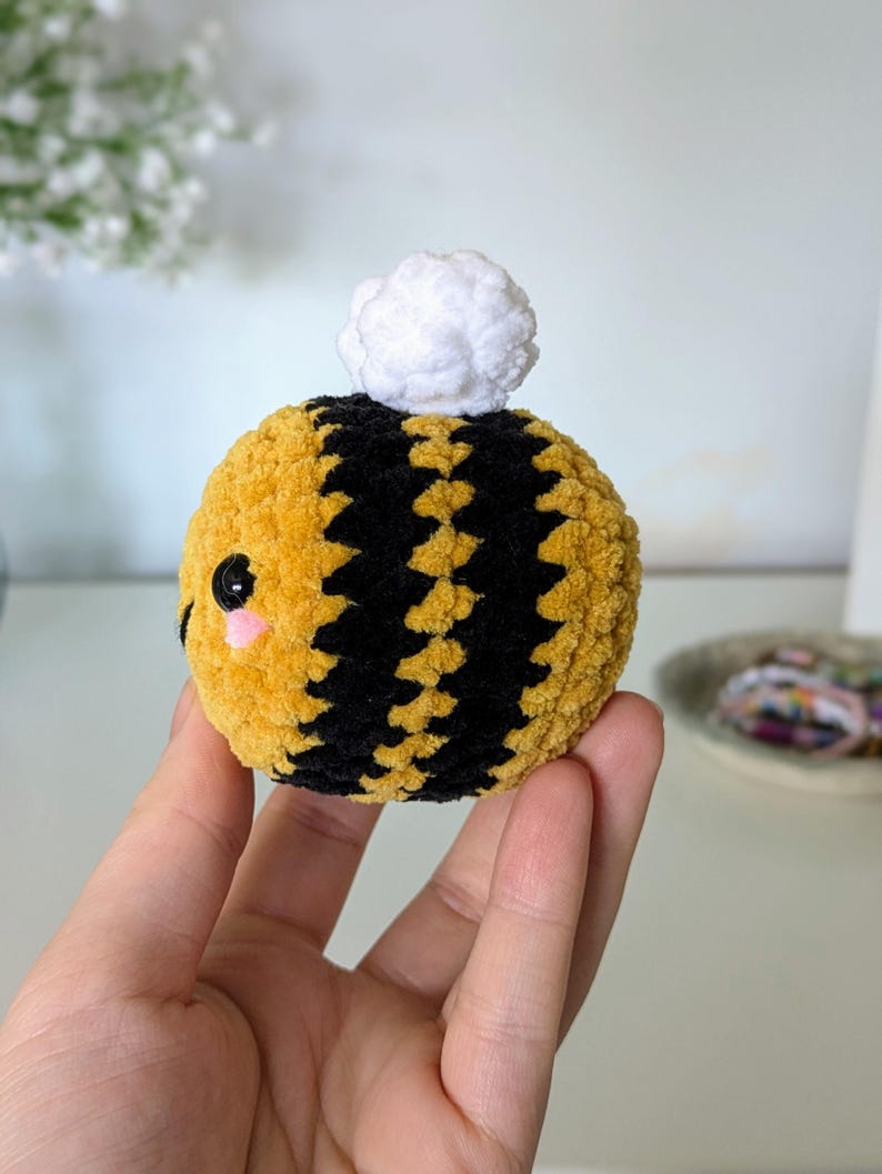 Gold Bee Plush - Super Soft Cute Crochet Amigurumi - Cuddly Toy Stuffed Animal