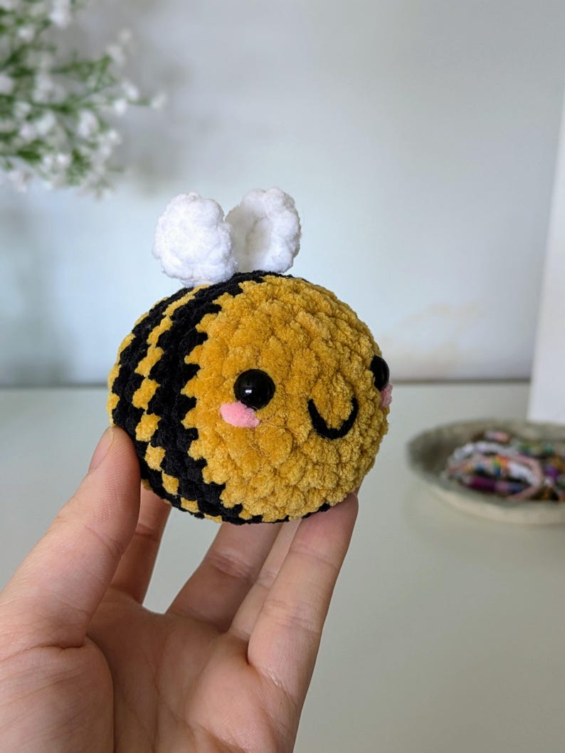 Gold Bee Plush - Super Soft Cute Crochet Amigurumi - Cuddly Toy Stuffed Animal