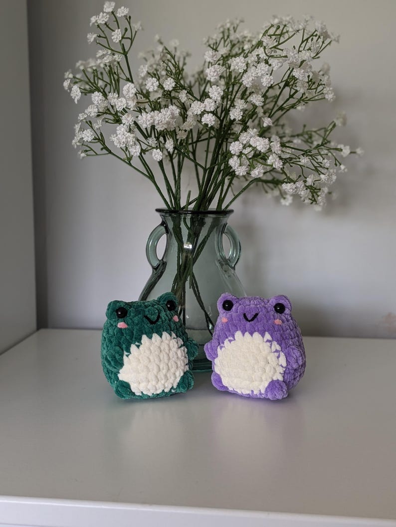 Chubby Green Frog Plush - Super Soft Cute Crochet Amigurumi - Cuddly Toy Stuffed Animal